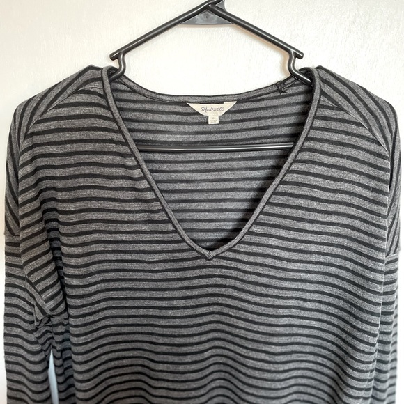 Madewell Striped V-Neck Shirt - Size S - Picture 3 of 9